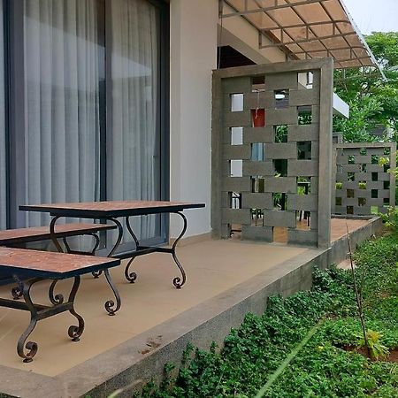 Private Villa At Oceanami Resort Phuochai Kültér fotó