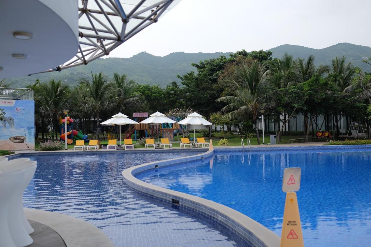 Private Villa At Oceanami Resort Phuochai Kültér fotó